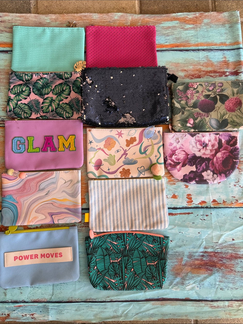 Assorted 12 Pink Floral and Patterned Cosmetic Pouch – Women Accessories